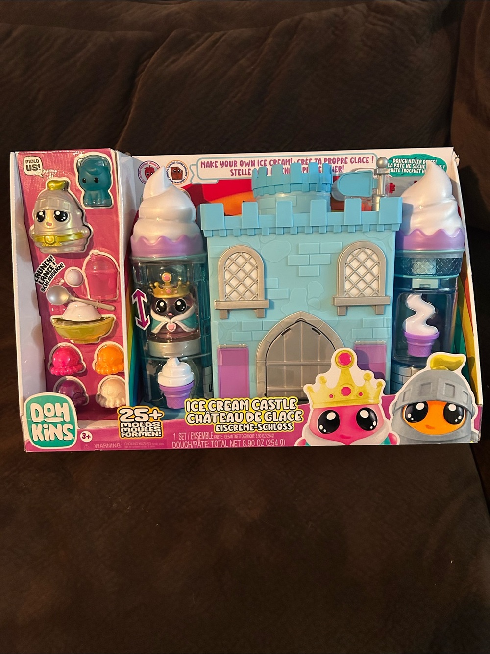 NWT 🆕 DohKins Ice Cream Castle With Princess & Night Playset - Dough Never Dries